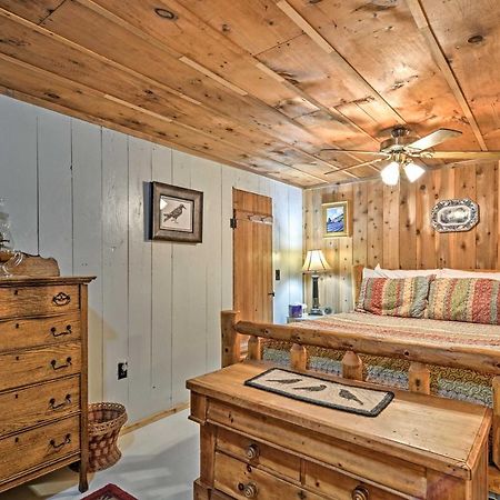Pet-Friendly One Crow Cottage In Harbor Springs! Exterior photo