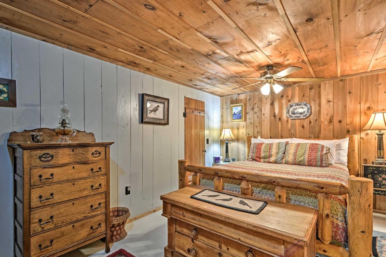 Pet-Friendly One Crow Cottage In Harbor Springs! Exterior photo
